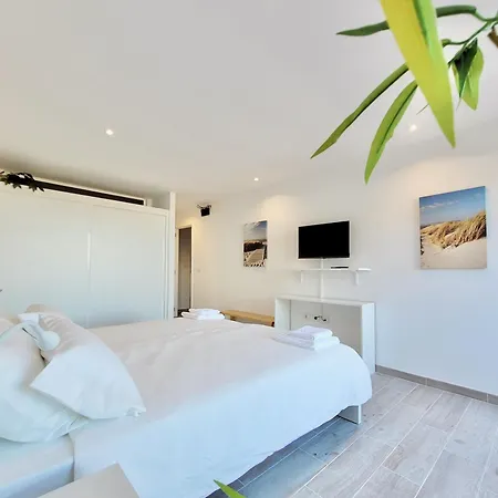 - Playa. Situada En Un Entorno Natural. Apartment